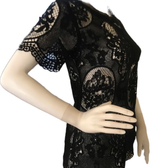 Lacey Crochet Top / short sleeves / size Sm - Picture 3 of 14